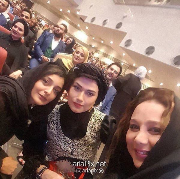 سلفی بهنوش بختیاری به همراه ساره بیات و لادن مستوفی