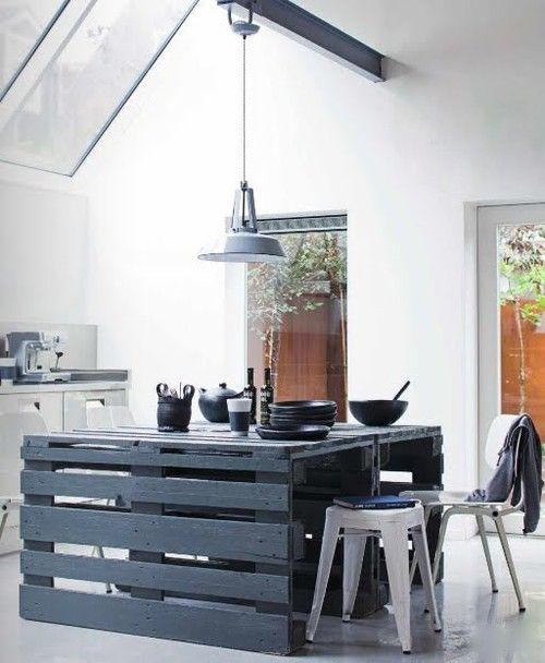 island-kitchen-made-from-pallets